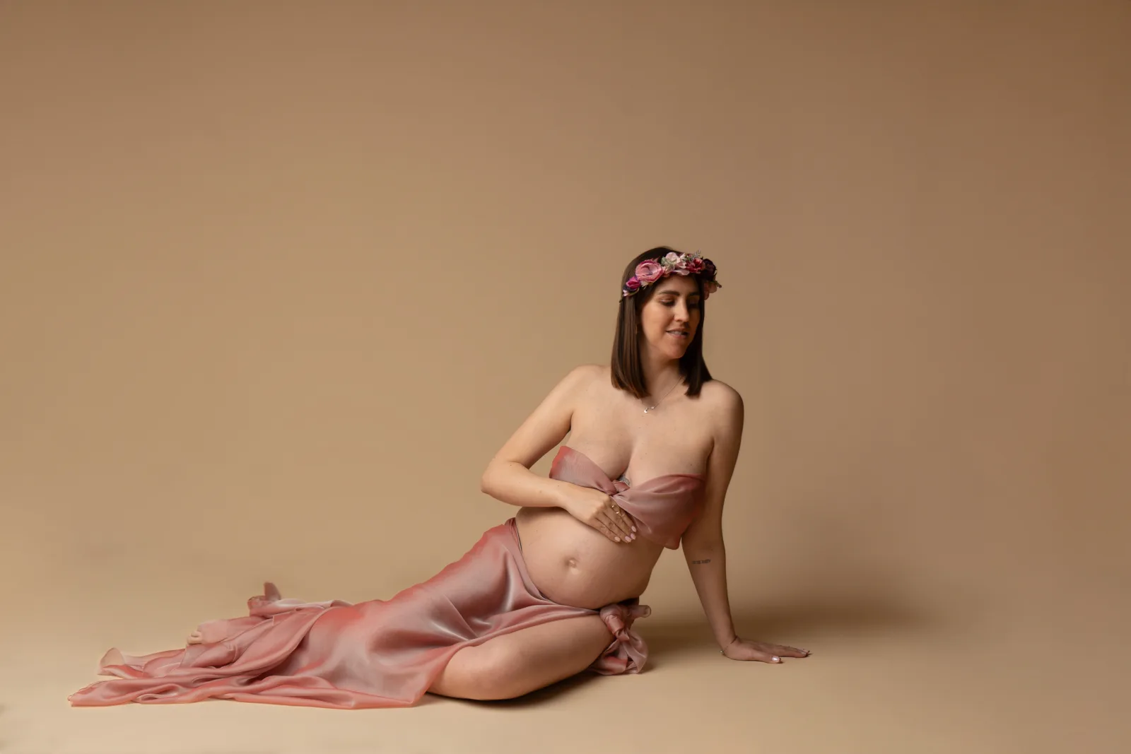 Séance photo grossesse en studio à Aix-en-Provence : le guide complet 2026