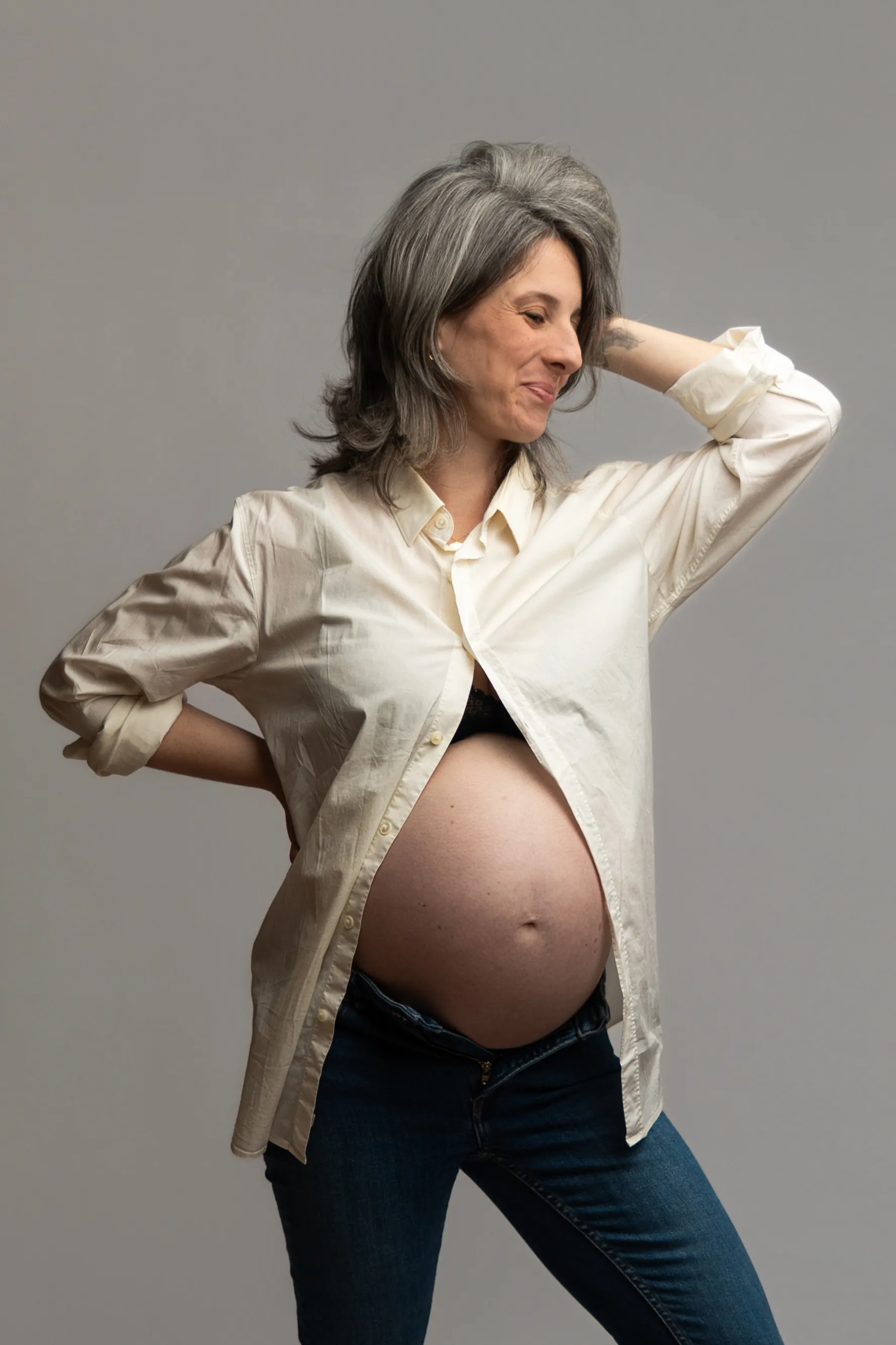 Photo maternité artistique studio